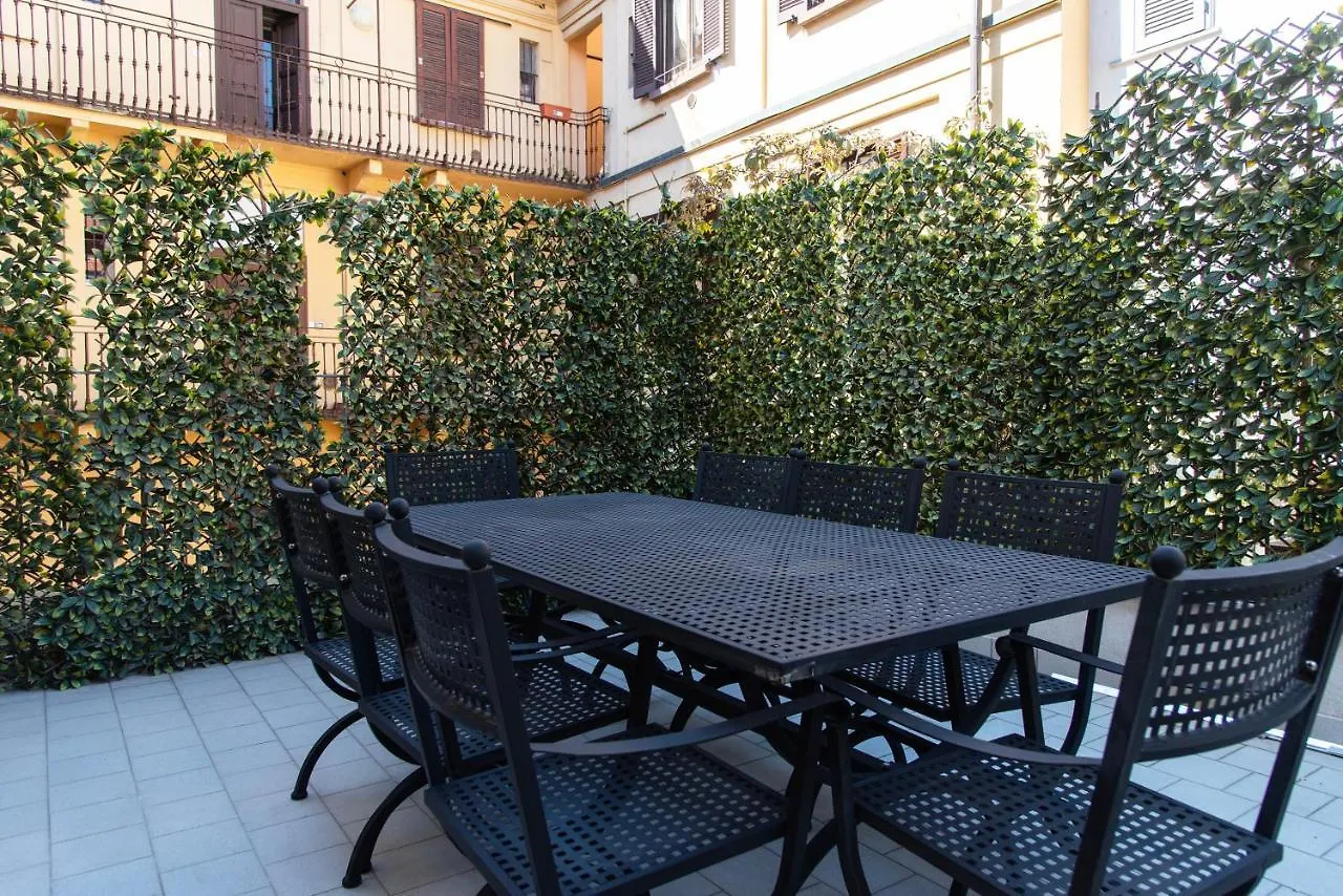 Youhosty - Charming 2-Bed Flat With Terrace, Navigli & Duomo Milan 0*,  Italy